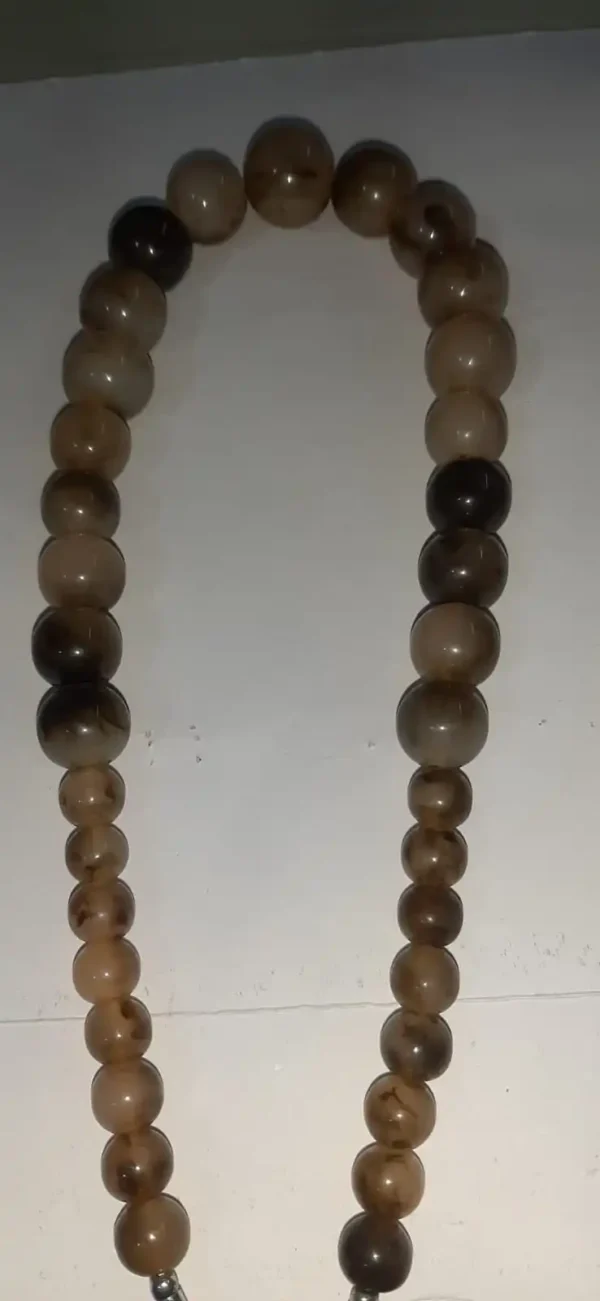 Ethically Design Chemical Resin Oval and Round Glossy Beads Ethnic Fashion Necklace and Beautifully Handmade Designed Necklace - Image 3