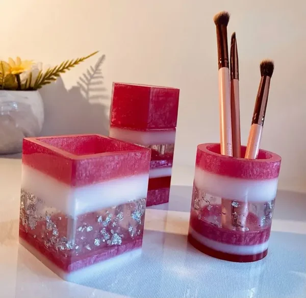 Antique Polished Resin Pen Stand Pen Holder With Multi Color for Office Use with Customized Shape and Size - Image 6