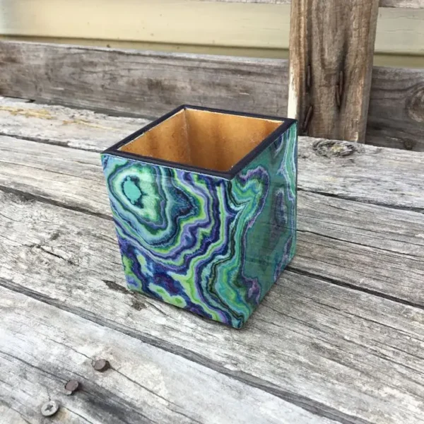 Antique Polished Resin Pen Stand Pen Holder With Multi Color for Office Use with Customized Shape and Size - Image 5